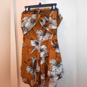 Strapless romper w/open back